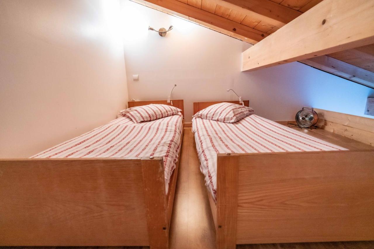 Le Saint Jo Bed & Breakfast เลอ เฟคลาซ์ ภายนอก รูปภาพ