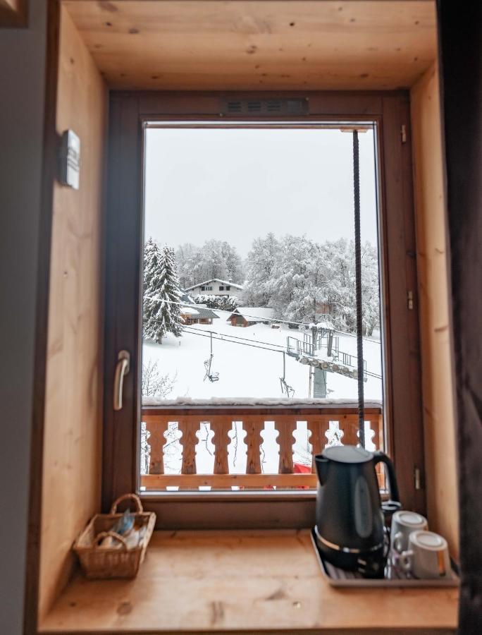 Le Saint Jo Bed & Breakfast เลอ เฟคลาซ์ ภายนอก รูปภาพ